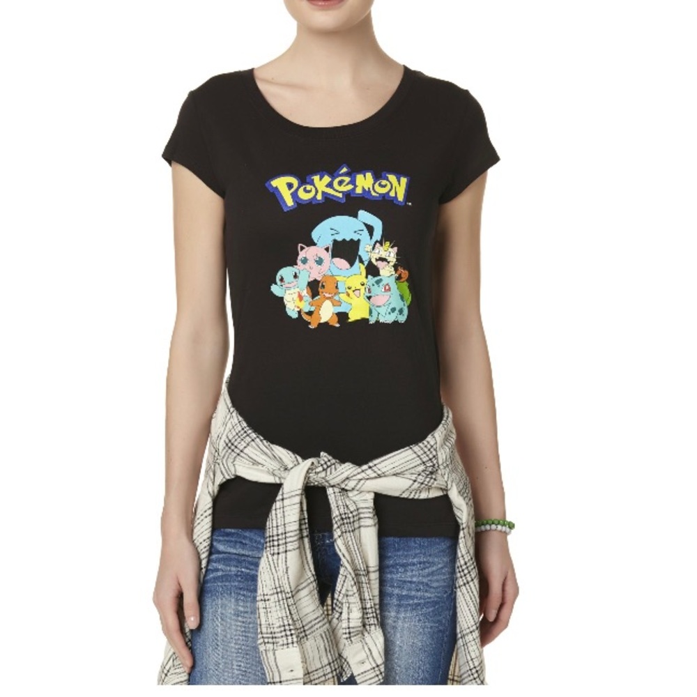 👚SALE👚New With Tags Pokémon Shirt